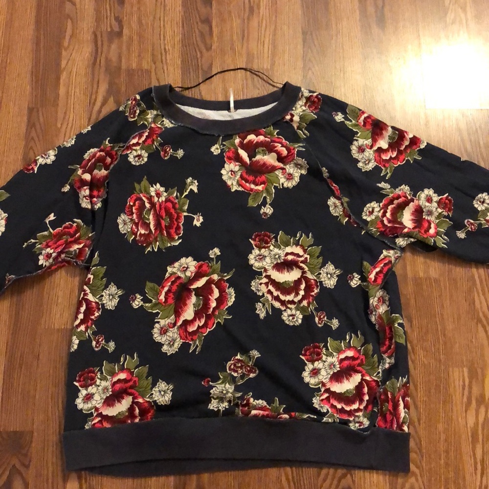 NWOT over sized free people sweatshirt